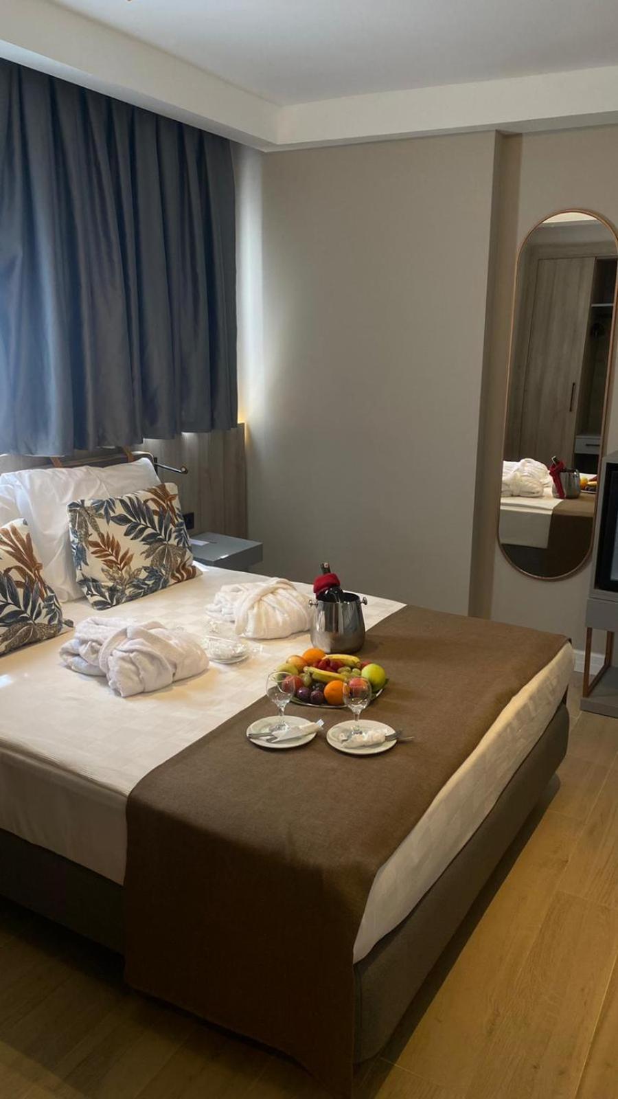 Alessia Hotel & Spa Side Bagian luar foto