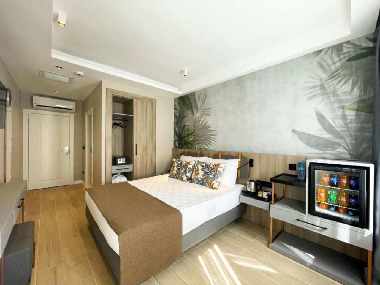 Alessia Hotel & Spa Side Bagian luar foto