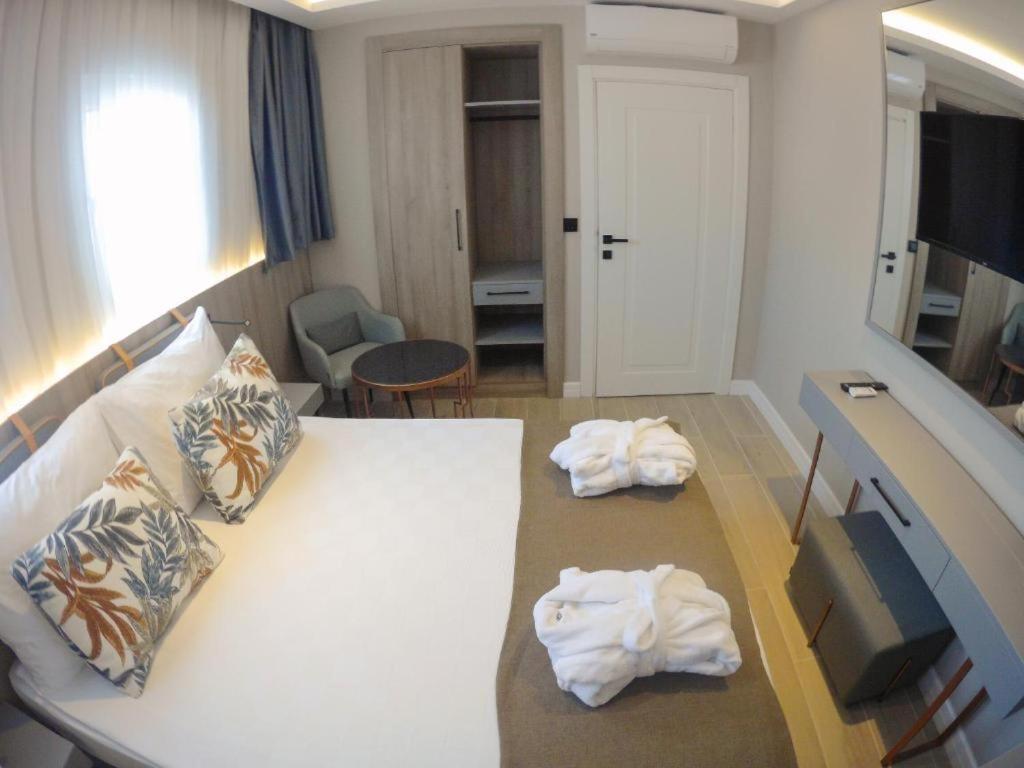 Alessia Hotel & Spa Side Bagian luar foto